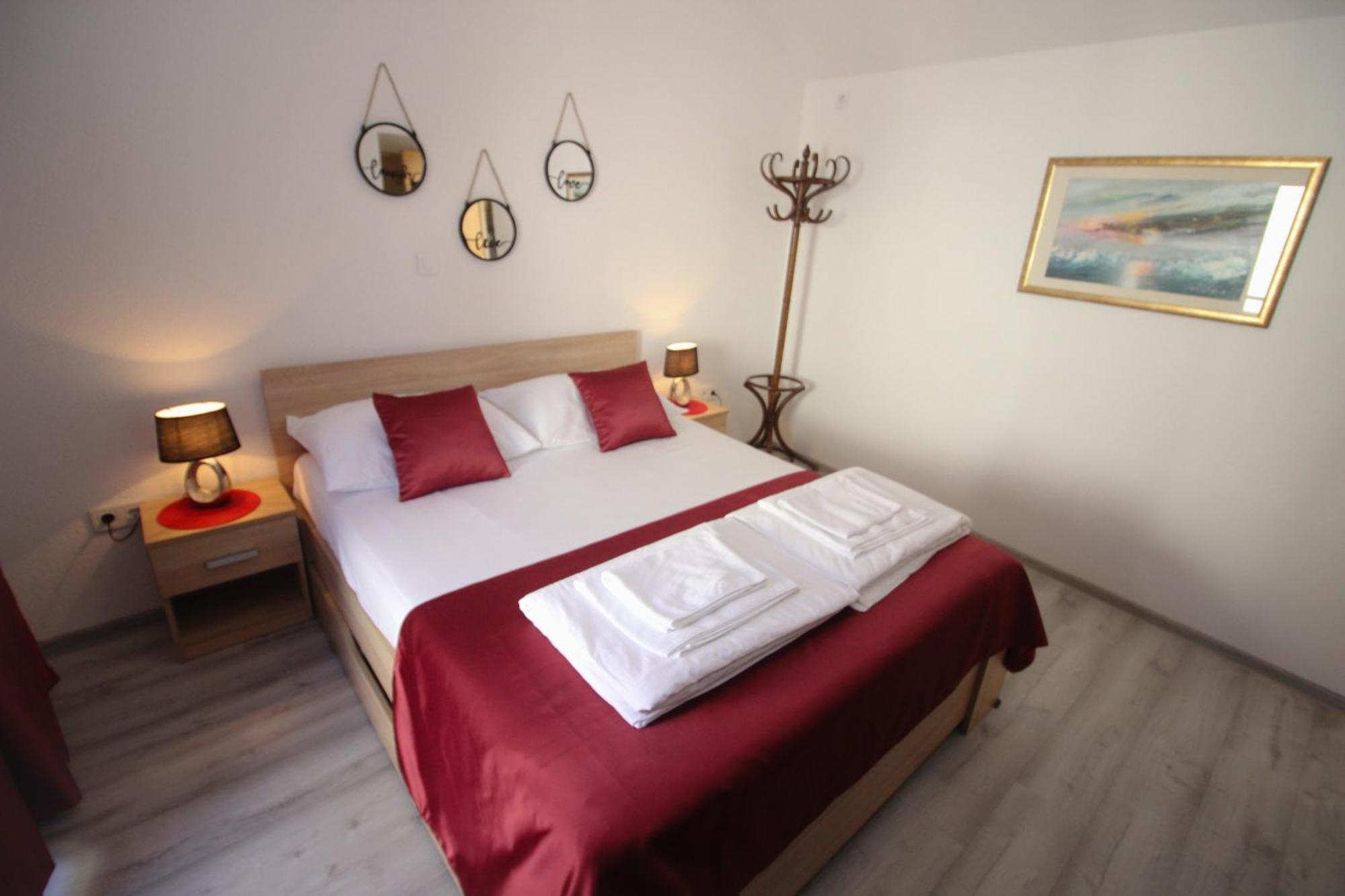 Villa Deny Mostar - With Free Parking Εξωτερικό φωτογραφία