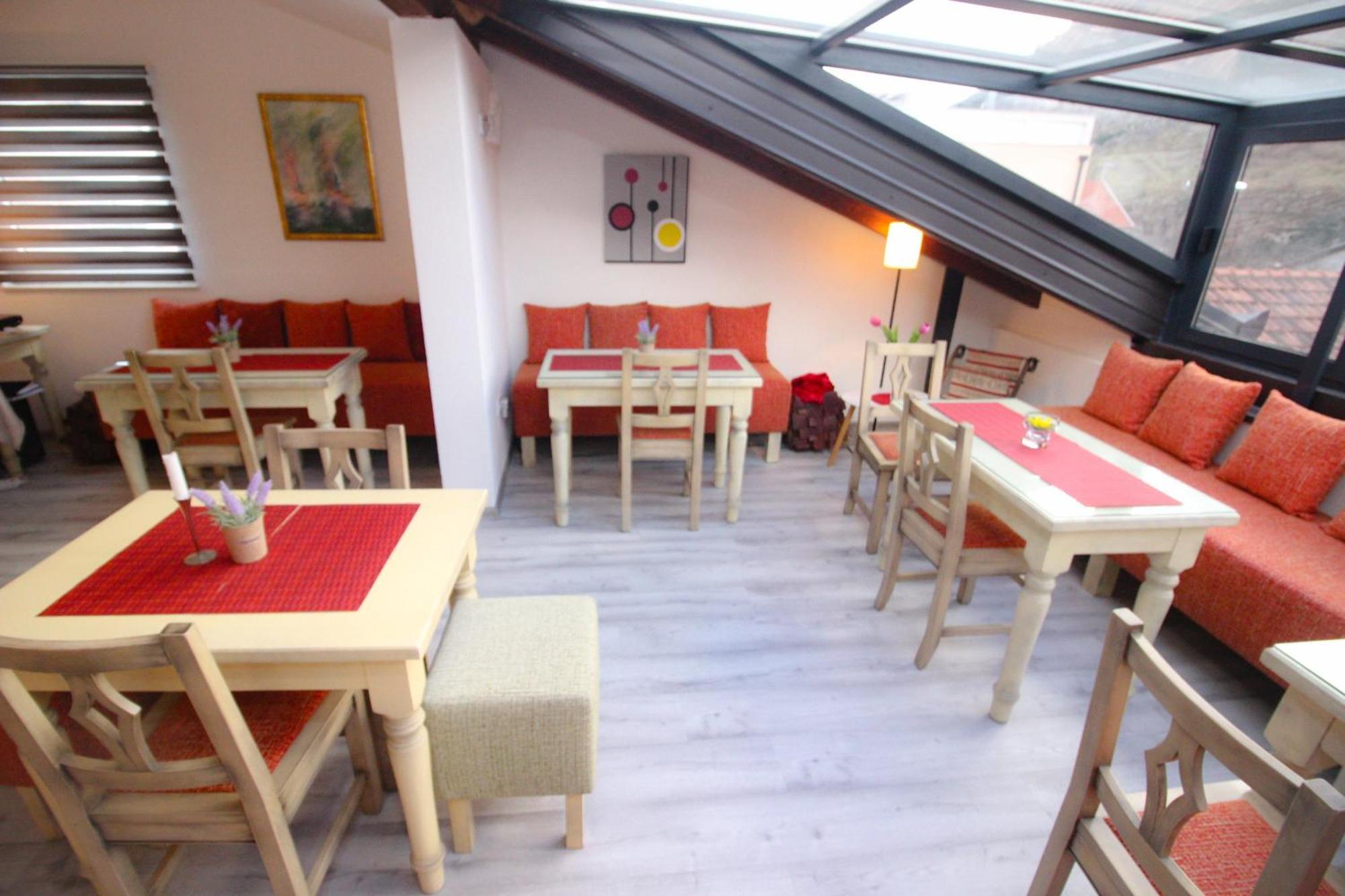 Villa Deny Mostar - With Free Parking Εξωτερικό φωτογραφία