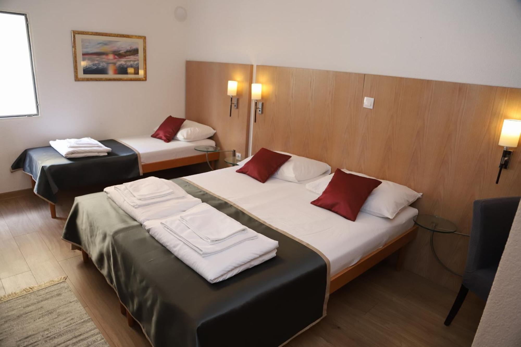 Villa Deny Mostar - With Free Parking Εξωτερικό φωτογραφία