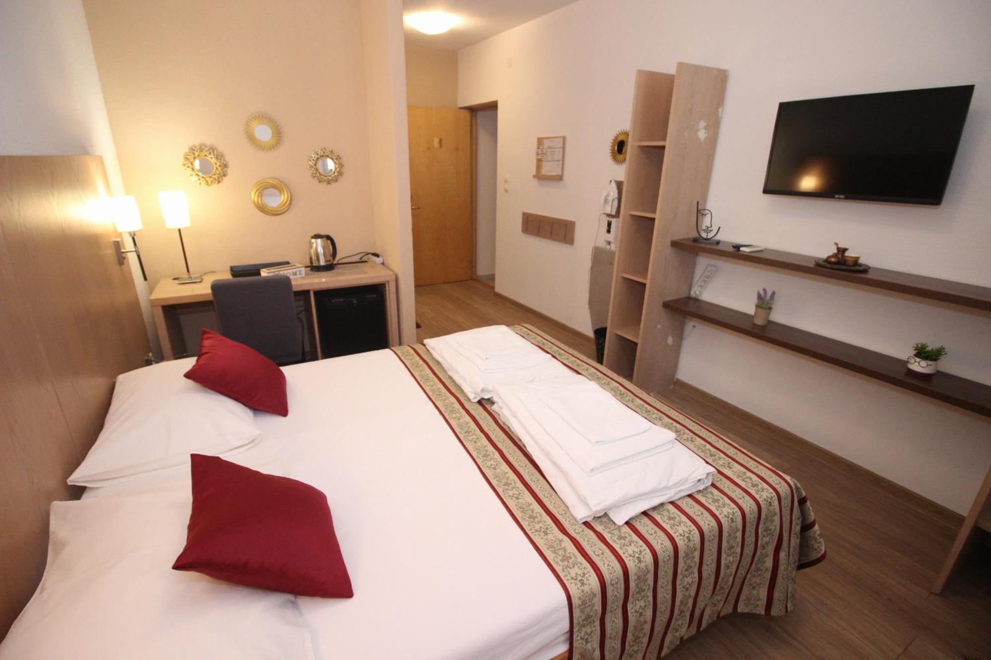 Villa Deny Mostar - With Free Parking Εξωτερικό φωτογραφία