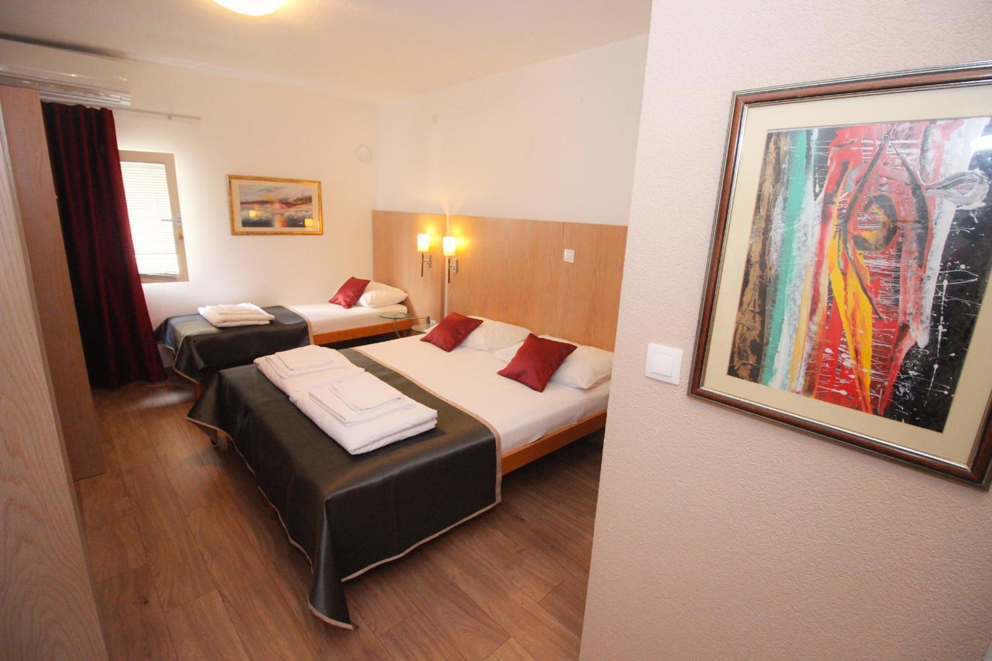 Villa Deny Mostar - With Free Parking Εξωτερικό φωτογραφία