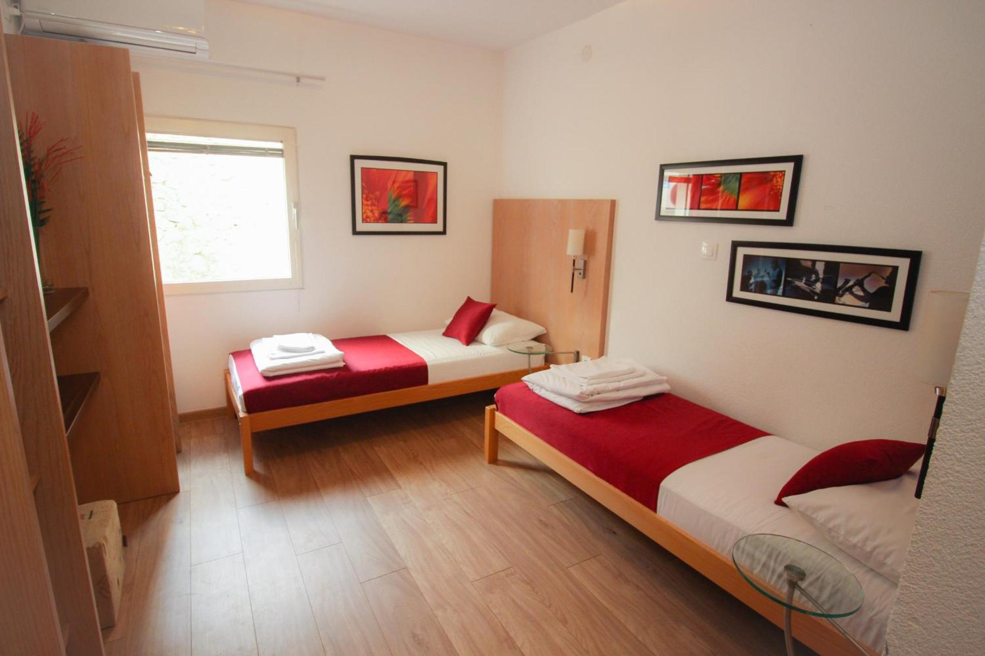 Villa Deny Mostar - With Free Parking Εξωτερικό φωτογραφία